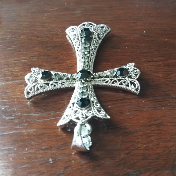 Vintage cross filigree Style pendant - Picture 3 of 8